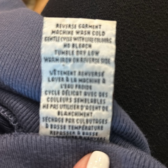 Roots blue long sleeve with white lettering S/P - Picture 6 of 6